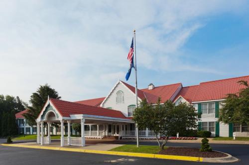 Фотография гостиницы Country Inn & Suites by Radisson, Holland, MI