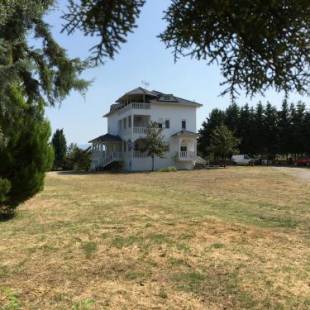 Фотографии гостевого дома
MYTIKAS ROOMS