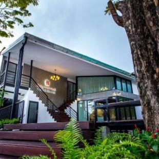 Фотографии хостела
Stay With Hug Poshtel & Activities