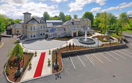 Фотография гостиницы Tullyglass House Hotel