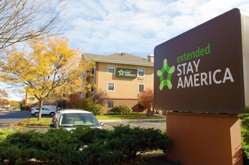 Фотография гостиницы Extended Stay America Suites - Long Island - Bethpage