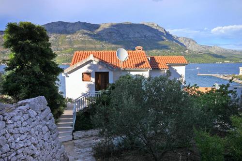Фотография гостевого дома Apartments by the sea Korcula - 157