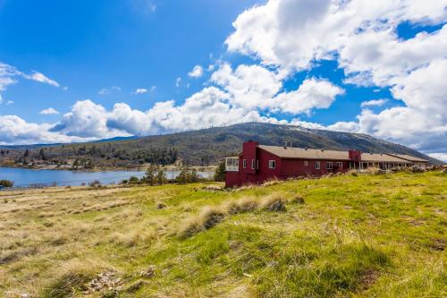 Фотография гостиницы Quiet Mind Mountain Lodge, Retreat & Spa