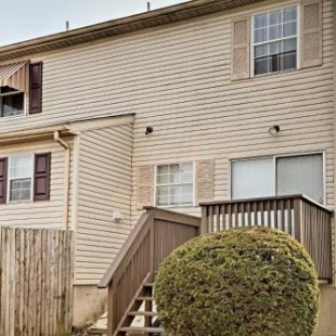 Фотография гостевого дома Cozy Allentown Townhouse 2 Mi to Hamilton District