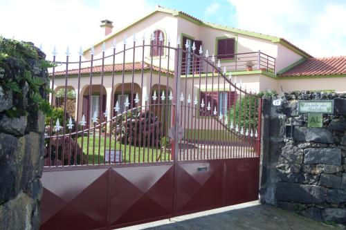 Фотография гостевого дома Quinta dos Sentidos , Rustic Holiday Houses in São Vicente Ferreira