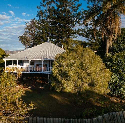 Фотографии гостевого дома 
            Stunning Queenslander with Views & Puppy Friendly