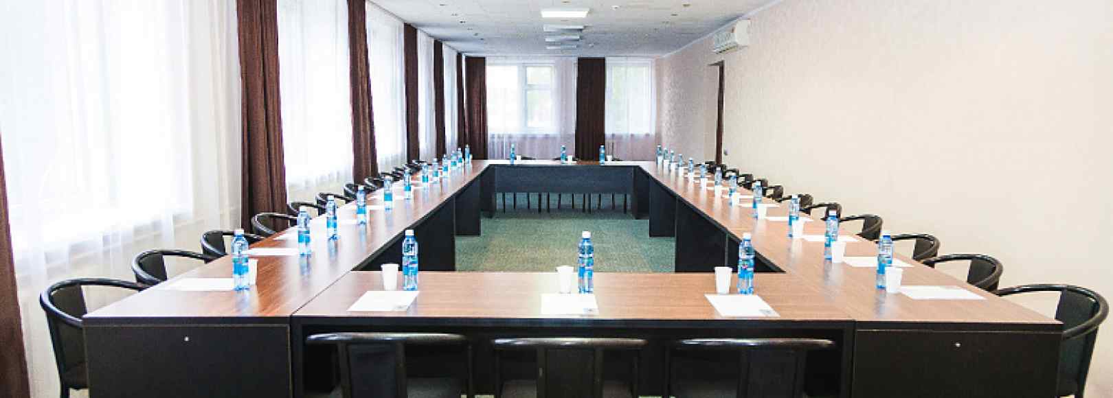 Фотография конференц-зала Бизнес – класс Дворец Молодежи