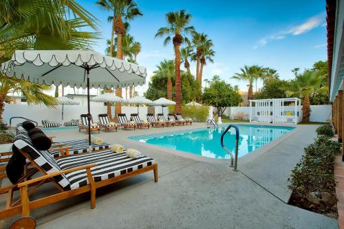 Фотография гостиницы Dive Palm Springs