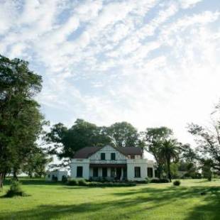 Фотографии гостиницы 
            Hotel Rural La Pampeana