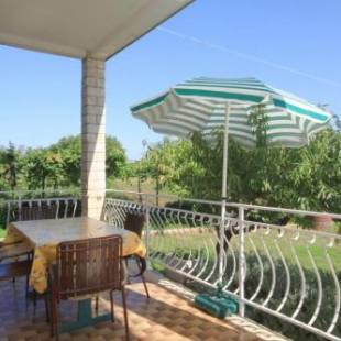 Фотографии гостевого дома
Apartments with a parking space Basanija, Umag - 7149