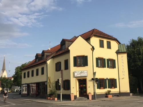 Фотография гостевого дома Eberl Hotel-Pension München Feldmoching
