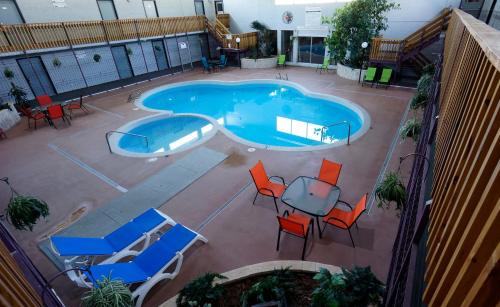 Фотография гостиницы Ramada by Wyndham Medicine Hat