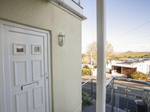 Фотографии гостевого дома 
            1 Lyndhurst