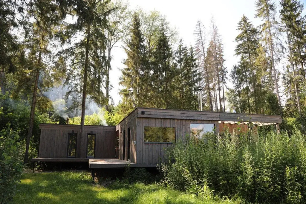 Фотография Коттеджа Шале в хвойном лесу