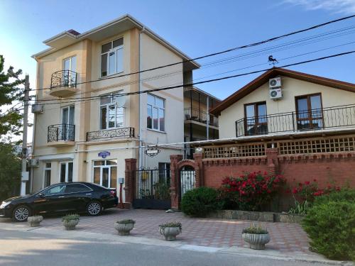 Фотографии гостевого дома
Итальянский дворик