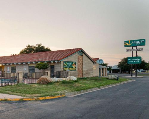 Фотография мотеля Quality Inn San Angelo