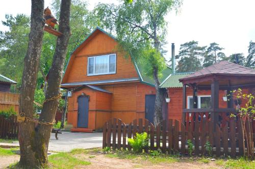 Фотография гостевого дома Дома для отпуска Лукоморье