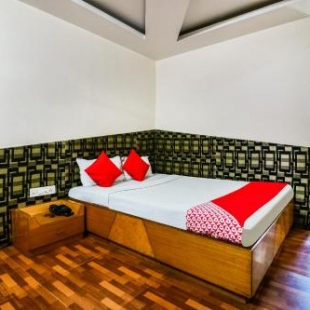 Фотография гостиницы CAPITAL O 61493 Hotel All Seasons