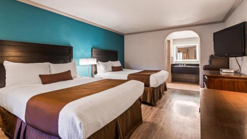 Фотография гостиницы Best Western Plus Executive Suites