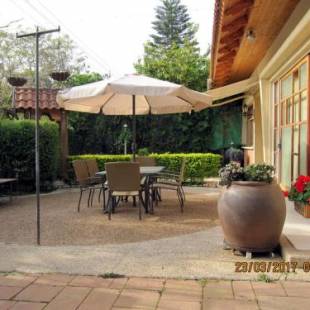 Фотографии гостевого дома
'The Rose' Business Travelers