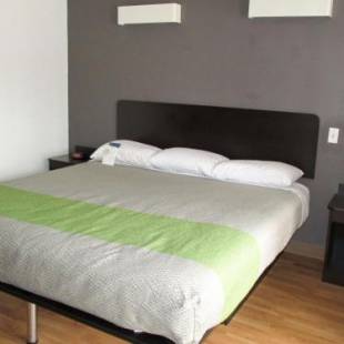 Фотографии гостиницы 
            Studio 6-Alexandria, LA