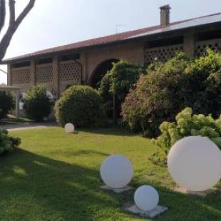 Фотографии базы отдыха
Agriturismo Isola Augusta