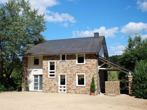 Фотография гостевого дома Spacious Holiday Home in Jupille with Sauna