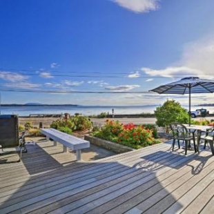 Фотография гостевого дома Birch Bay Waterfront Home - Steps to Beach!