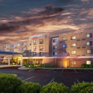 Фотографии гостиницы
Courtyard by Marriott Fayetteville