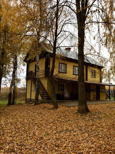 Фотографии гостевого дома
Домик рыбака у реки Кера