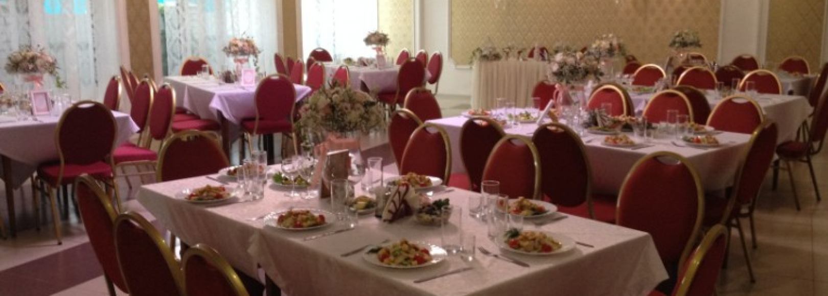 Фотография банкетного зала Лира