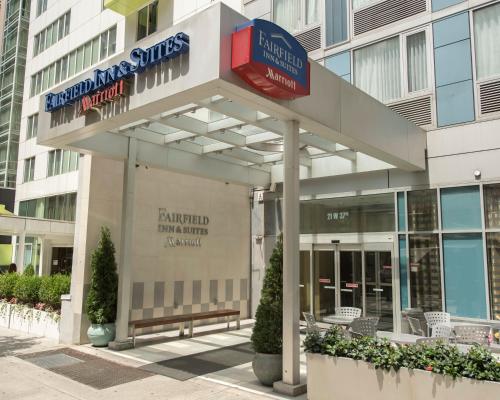 Фотография гостиницы Fairfield Inn & Suites by Marriott New York Manhattan/Fifth Avenue