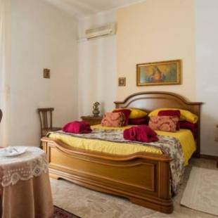 Фотографии мини отеля
B&B Homme Blanche