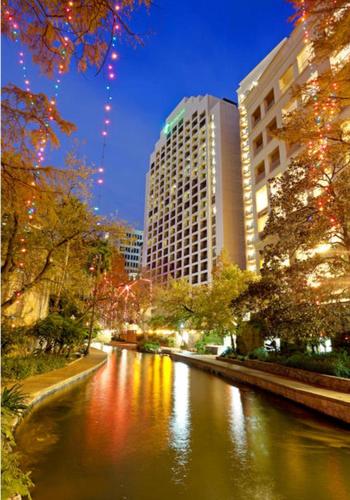 Фотография гостиницы Holiday Inn San Antonio-Riverwalk, an IHG Hotel