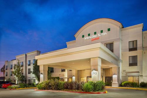 Фотография гостиницы SpringHill Suites by Marriott Modesto