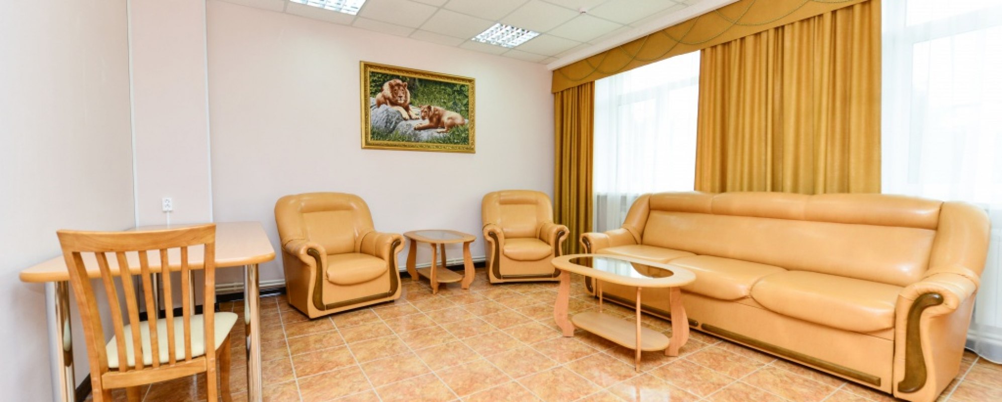 Фотографии комнаты для переговоров Ерофей