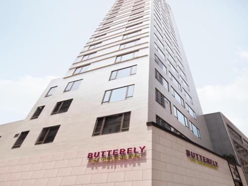 Фотография гостиницы Butterfly on Wellington Boutique Hotel Central