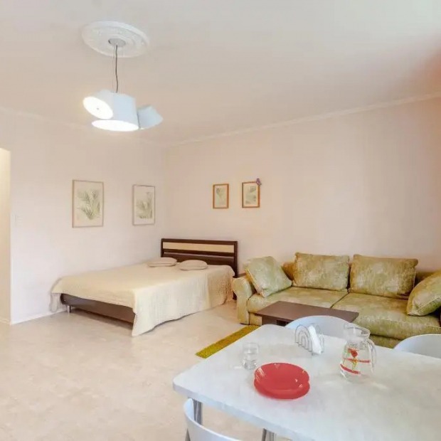 Фотографии квартиры
Квартира с балконом в историческом центре рядом с набережной