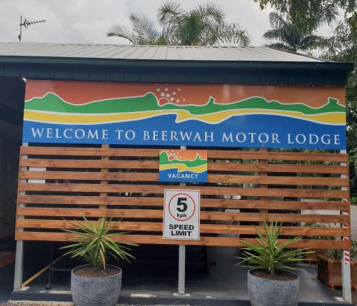 Фотография мотеля Beerwah Motor Lodge