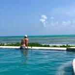 Фотография гостиницы Driftwood Beach Lodge