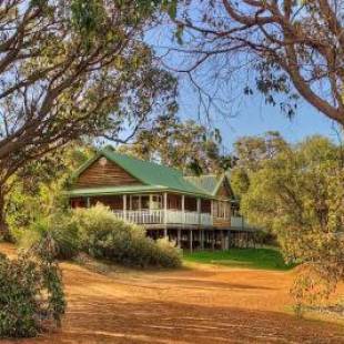 Фотографии гостиницы 
            Yallingup Forest Resort