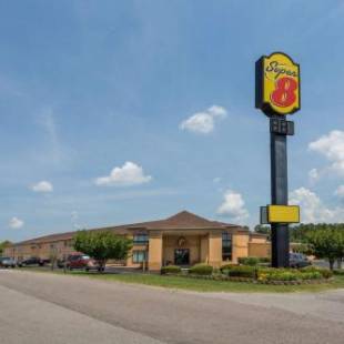 Фотографии гостиницы 
            Super 8 by Wyndham Dickson