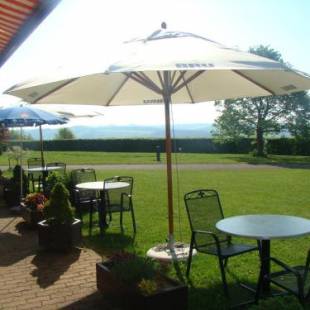 Фотографии гостиницы 
            Hôtel Restaurant N 4