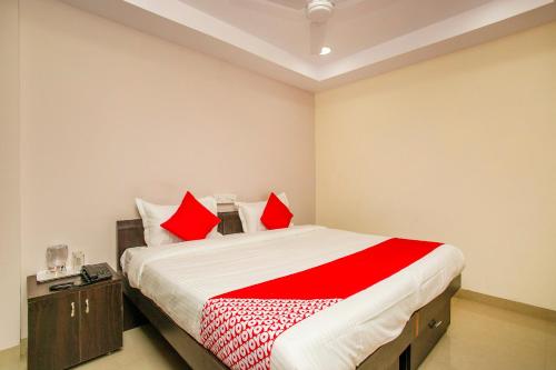 Фотография гостиницы OYO 22836 Hotel Amster Inn