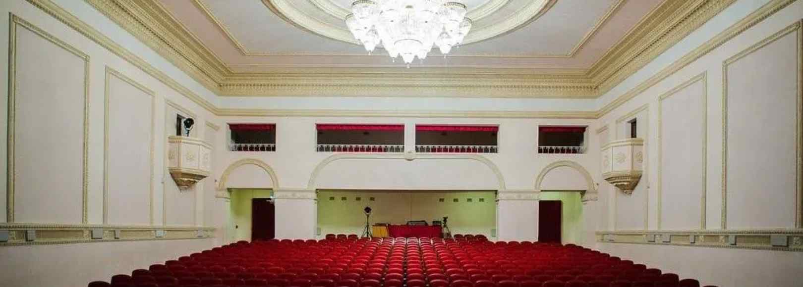 Фотография концертного зала ДК городского округа Ревда Концертный зал