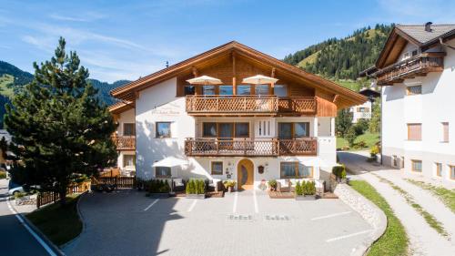 Фотография апарт отеля Apartments Chalet Maria
