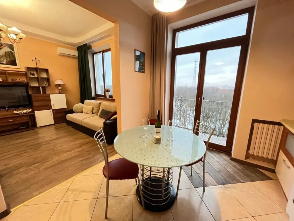 Фотография квартиры Двухкомнатная Квартира на проспекте Независимости 29