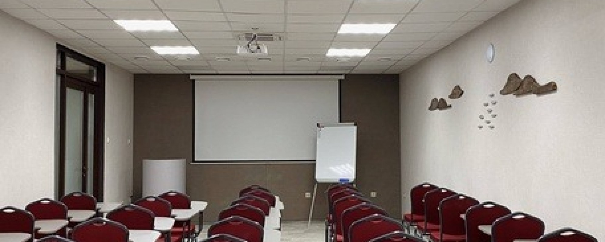 Фотографии конференц-зала HUNNU
