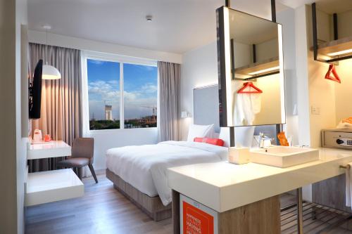 Фотография гостиницы HARRIS Hotel & Conventions Bundaran Satelit Surabaya