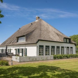 Фотография гостевого дома Quaint Farmhouse in De Cocksdorp near Beach